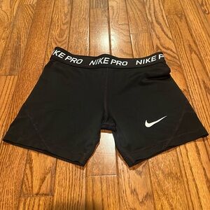 Nike Pros-Kids Large black